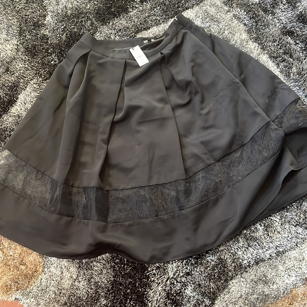 Express Flare Mesh Panel Skirt - Picture 5 of 8